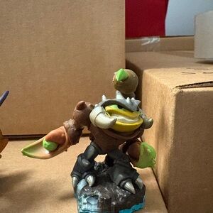 Skylanders SWAP Force Scorp character figure.